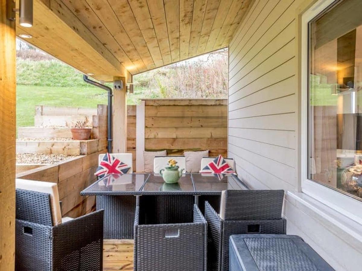 The Hideout, A Detached Lodge, Hot Tub, Heating, Wifi & Parking Long Bredy Екстериор снимка